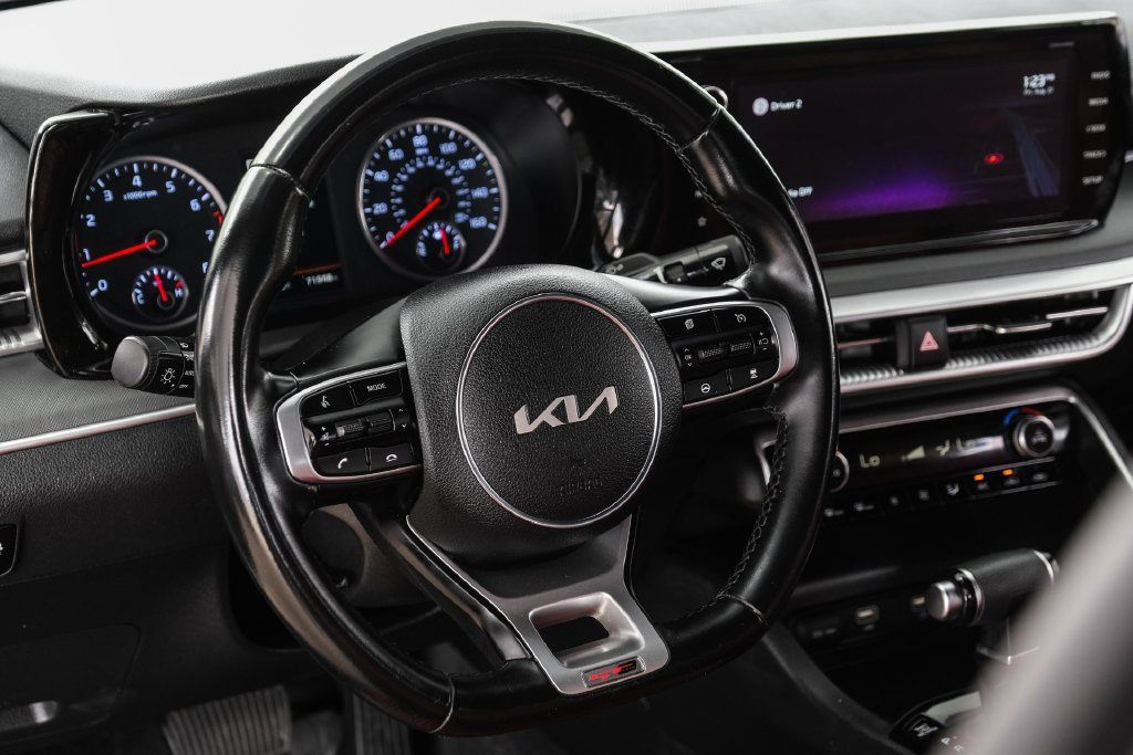 Used 2022 Kia K5 GT-Line w/ GT-Line FWD Premium Package image 16