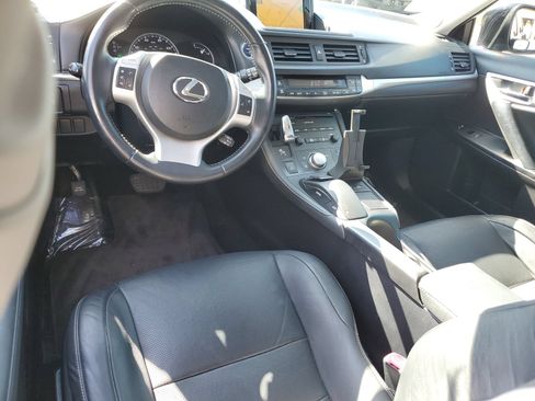 Used 2012 Lexus CT 200h Premium w/ Leather Pkg FWD image 9
