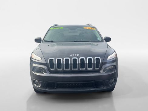 Used 2017 Jeep Cherokee Latitude w/ Safety/Convenience Group image 9