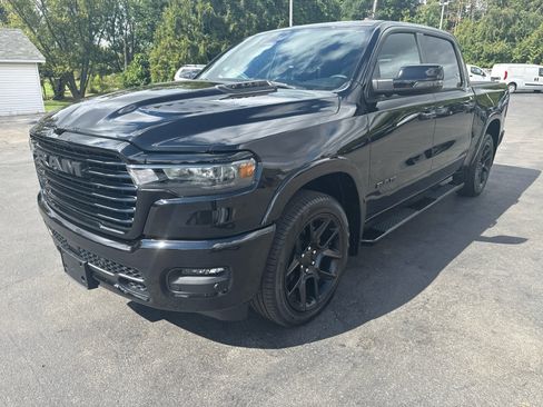 Used 2025 RAM 1500 Laramie w/ Night Edition image 7