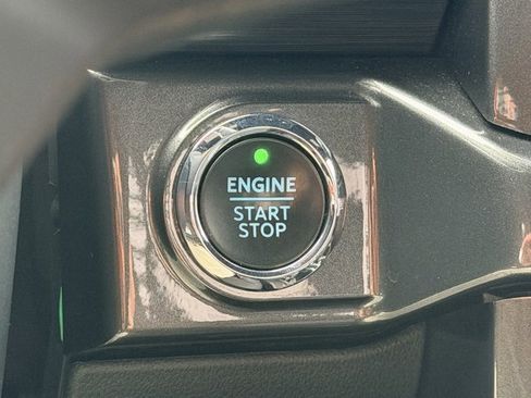 Used 2021 Ford F150 XLT w/ Equipment Group 302A High image 12