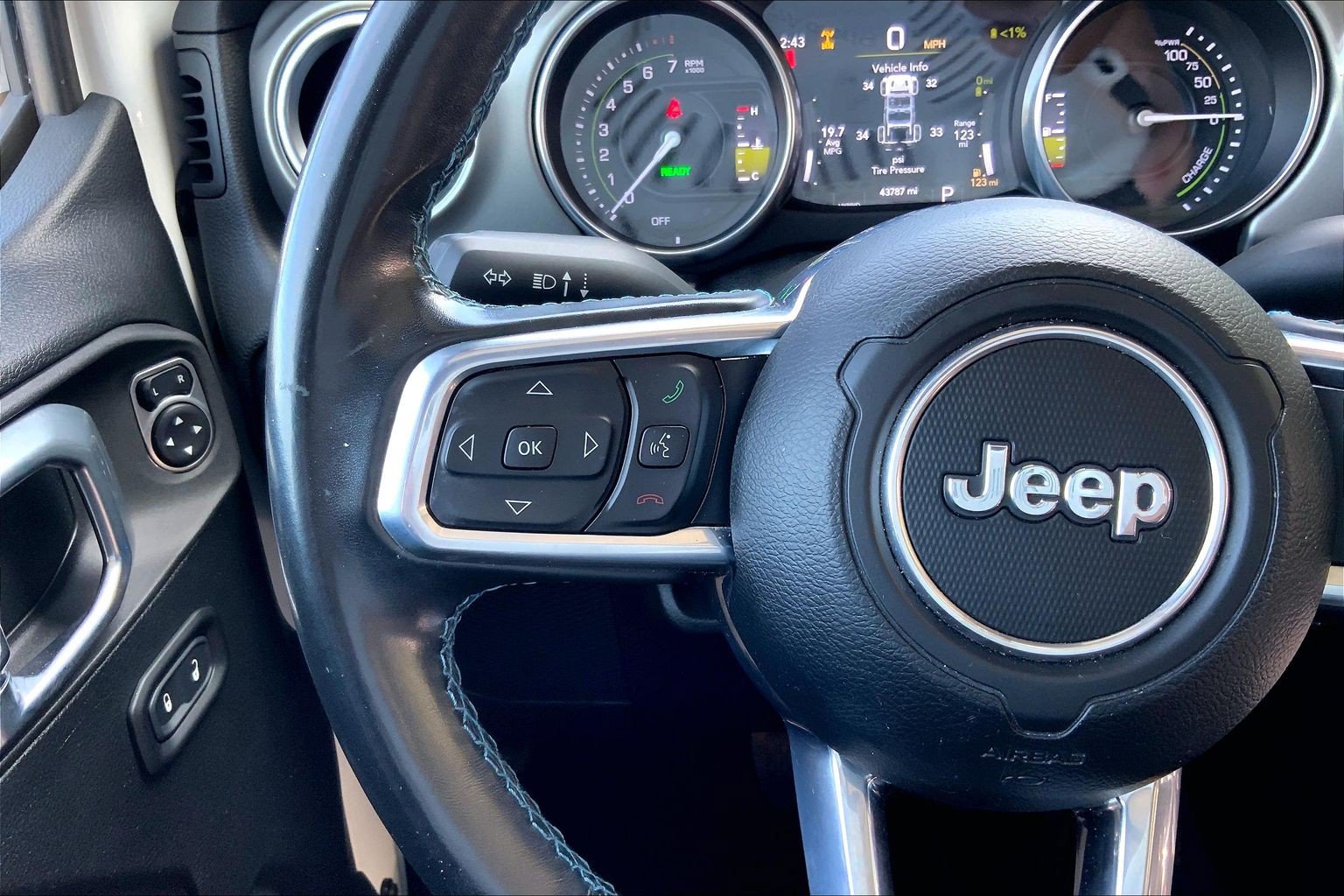 Used 2021 Jeep Wrangler Unlimited Rubicon 4xe w/ Safety Group AWD/4WD image 20