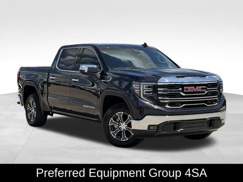 Used 2026 GMC Sierra 1500 SLT RWD image 2
