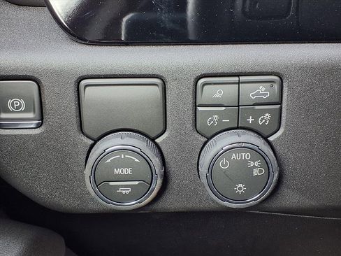 New 2026 Chevrolet Silverado 1500 LT w/ Safety Package image 9