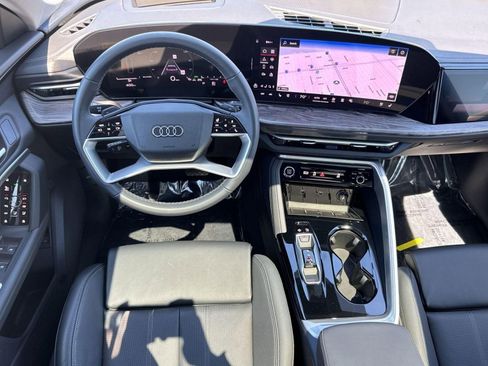 New 2025 Audi Q5 Prestige image 25