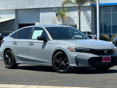Used 2026 Honda Civic Si image 2