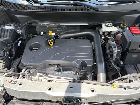 Used 2025 Chevrolet Equinox LT w/ Convenience Package II FWD image 35