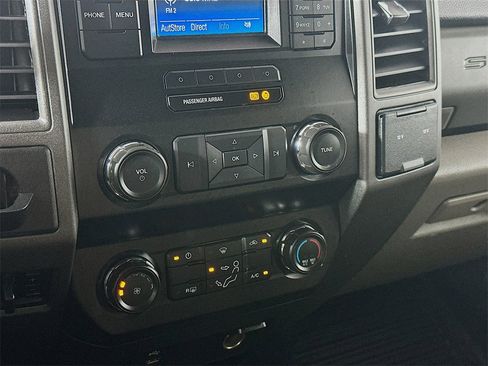 Used 2019 Ford F450 XL w/ Power Equipment Group image 18