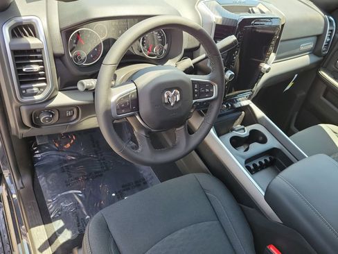 New 2026 RAM 2500 Big Horn AWD/4WD image 10
