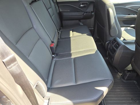 Used 2022 Honda Ridgeline RTL-E image 29