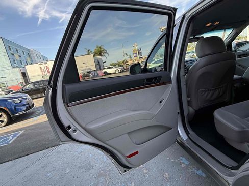 Used 2009 Hyundai Veracruz GLS image 73