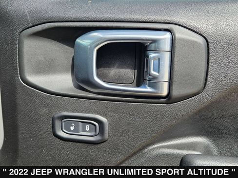 Used 2022 Jeep Wrangler Unlimited Sport AWD/4WD image 31