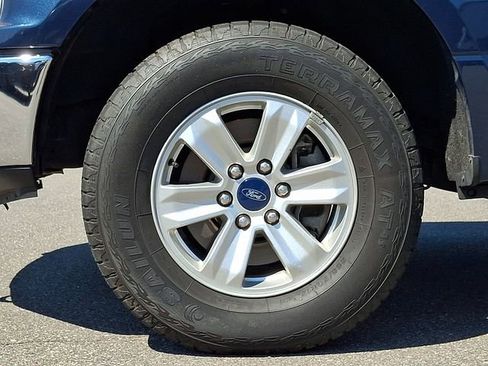 Used 2019 Ford F150 XLT w/ Equipment Group 301A Mid AWD/4WD image 8