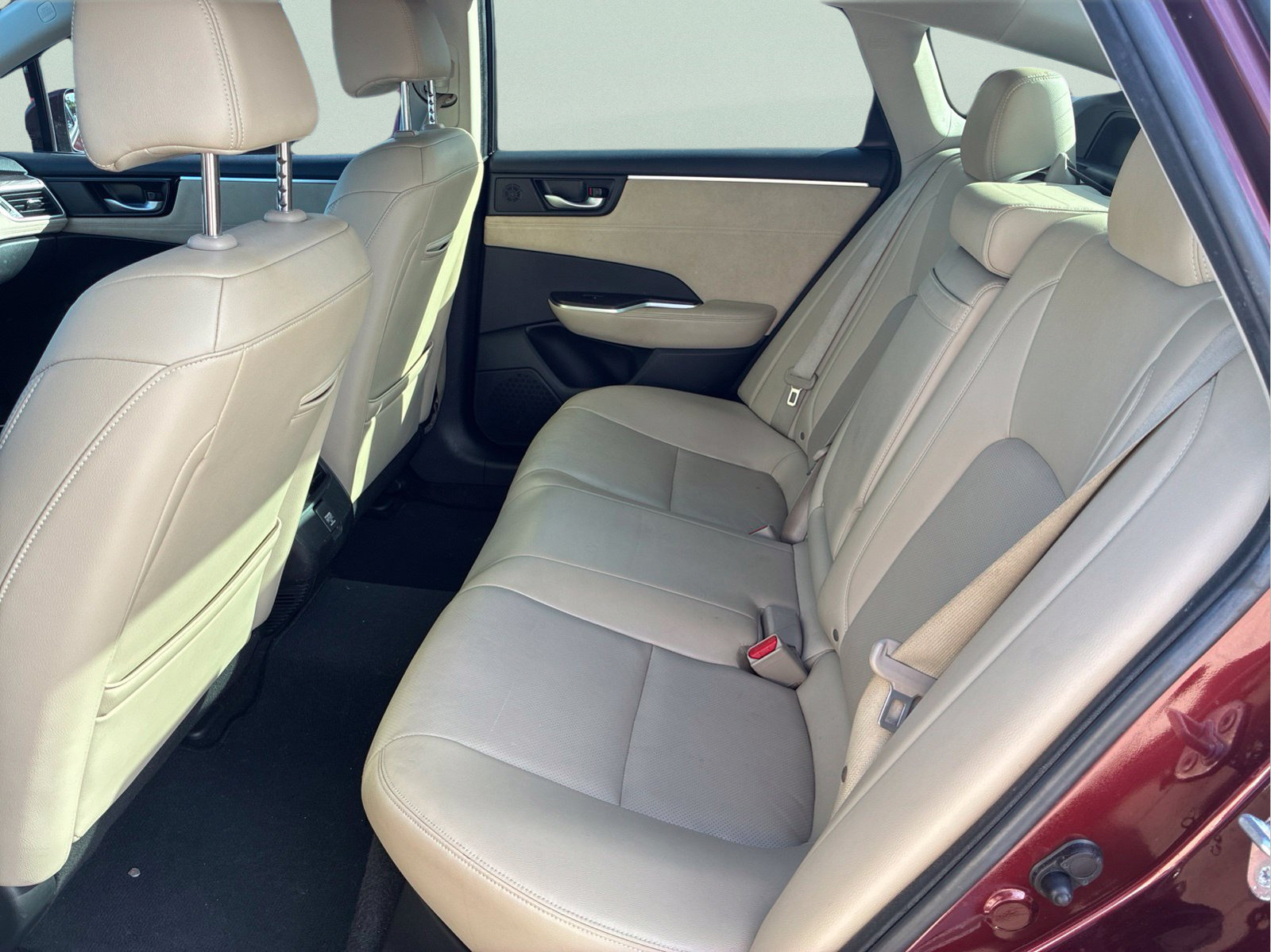 Used 2018 Honda Clarity Touring image 10