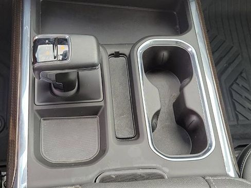 Used 2024 Chevrolet Silverado 1500 LT Trail Boss w/ Convenience Package II image 31