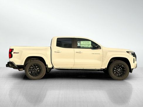 New 2025 Chevrolet Colorado Z71 w/ Midnight Edition image 3