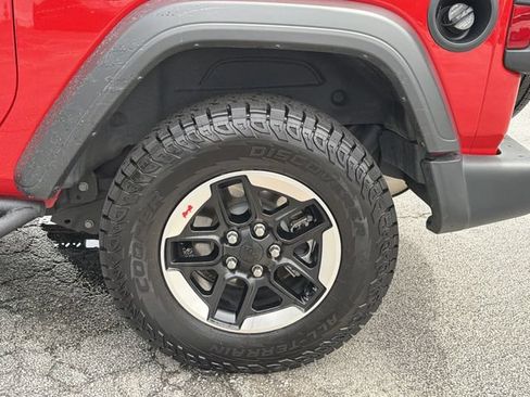 Used 2022 Jeep Wrangler Sport AWD/4WD image 30