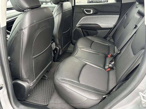 Used 2022 Jeep Compass Latitude w/ Convenience Group image 12