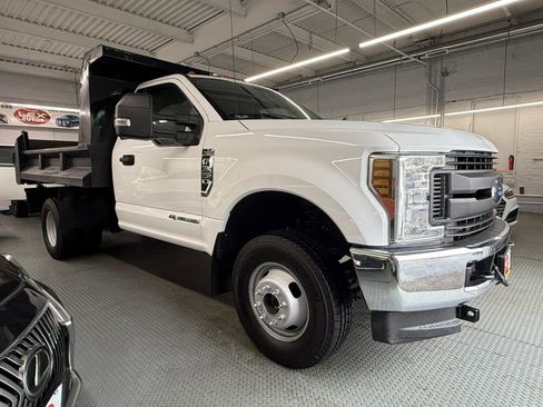 Used 2019 Ford F350 XL w/ XL Value Package AWD/4WD image 5