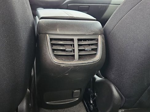 Used 2024 Chevrolet Malibu LT image 19