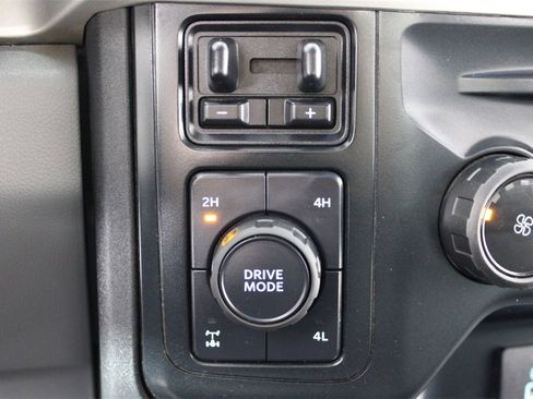 Used 2023 Ford F350 XLT w/ 360-Degree Camera Package image 25