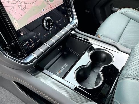 New 2026 GMC Yukon AT4 w/ AT4 Premium Plus Package AWD/4WD image 9