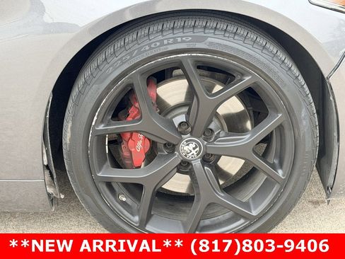 Used 2019 Alfa Romeo Giulia Ti Sport w/ Quick Order Package 22S Sport image 8