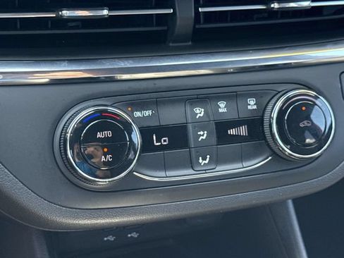 Certified 2024 Buick Envista Preferred FWD image 17