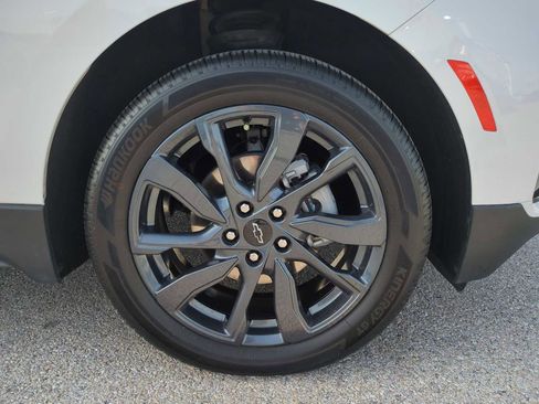 Used 2024 Chevrolet Equinox RS w/ RS Leather Package image 34