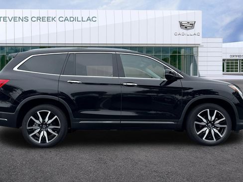 Used 2022 Honda Pilot Elite image 2