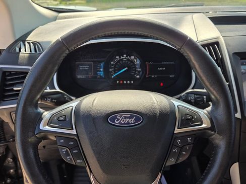 Used 2020 Ford Edge SEL FWD image 29