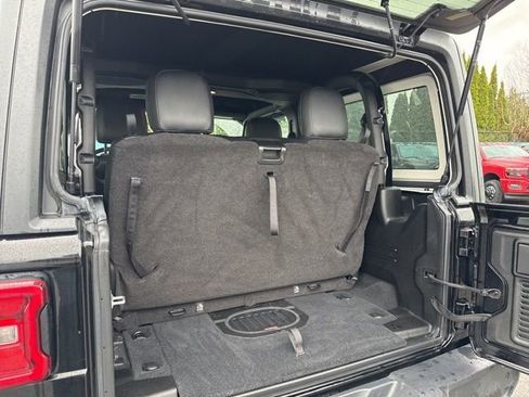 Used 2019 Jeep Wrangler Rubicon AWD/4WD image 15