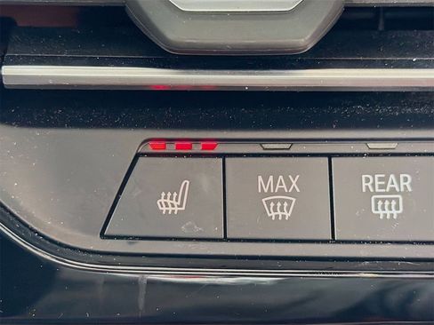 Used 2025 BMW Z4 M40i w/ Premium Package image 31