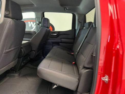 New 2026 Chevrolet Silverado 1500 Custom Trail Boss w/ LPO, Dark Essentials Package AWD/4WD image 14