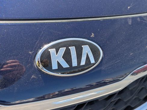 Used 2019 Kia Optima EX image 11