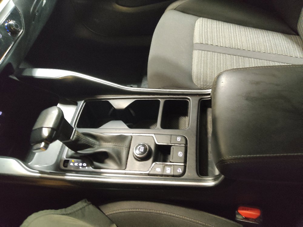 Used 2024 Kia Sorento LX FWD image 26