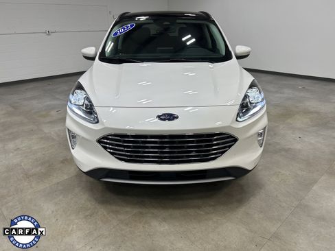 Used 2022 Ford Escape Titanium image 4