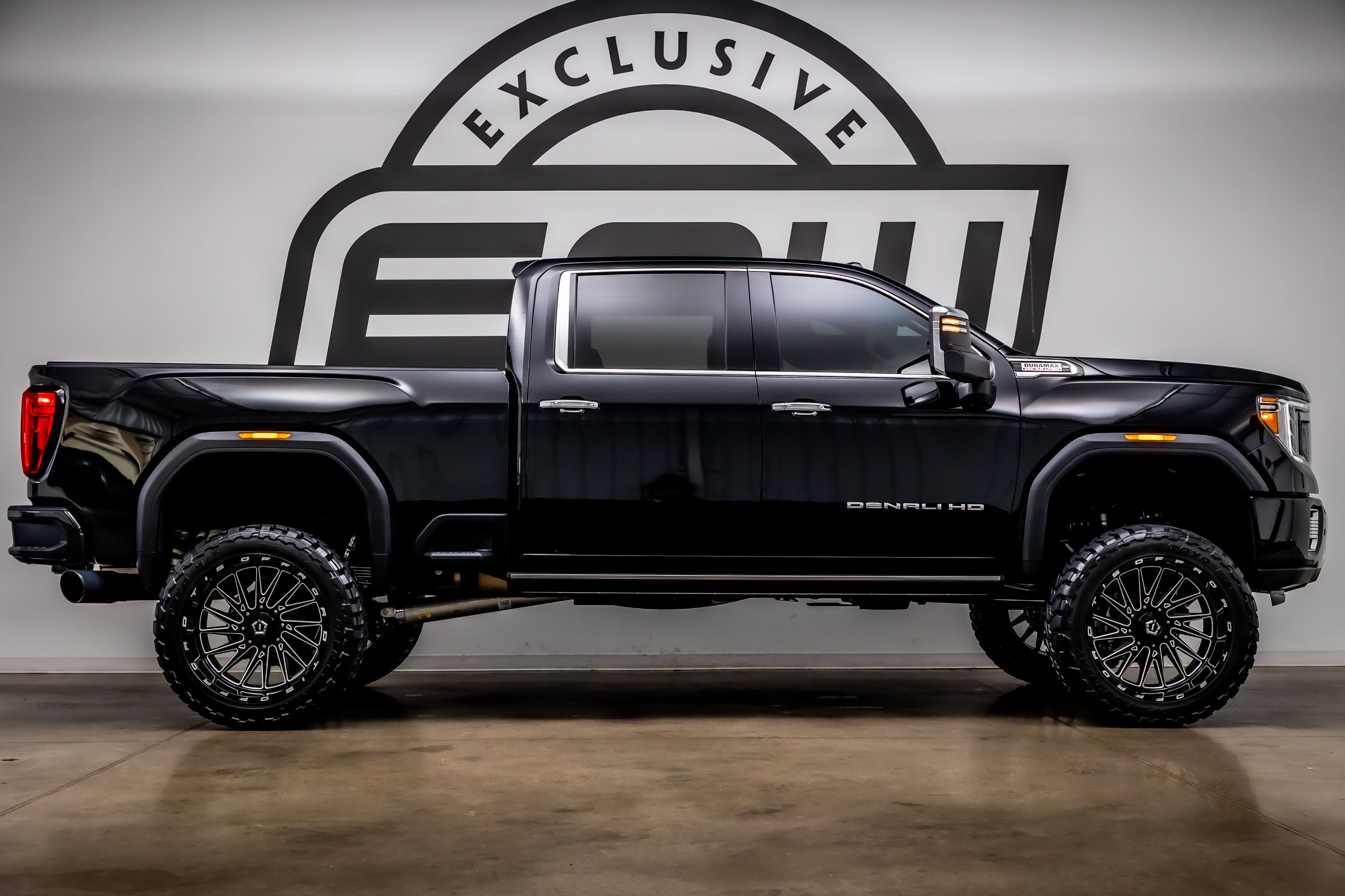 Used 2022 GMC Sierra 2500 Denali AWD/4WD image 9
