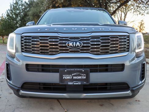 Used 2020 Kia Telluride EX FWD image 2