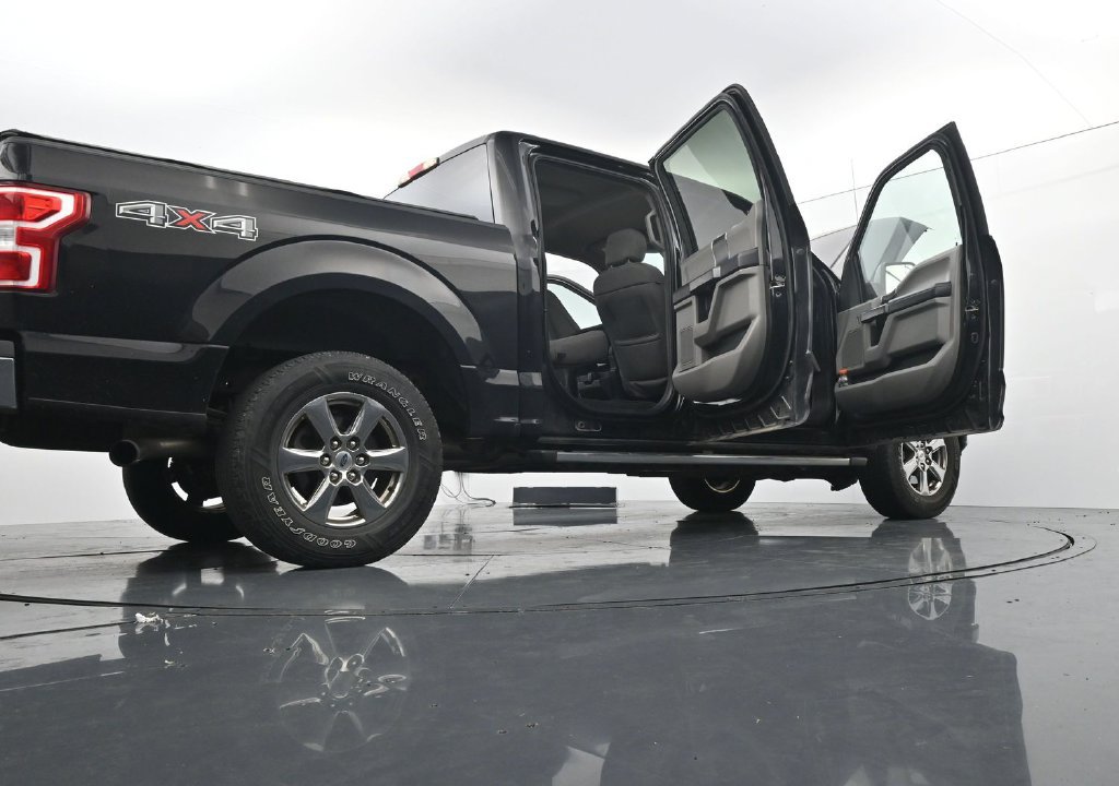Used 2020 Ford F150 XLT w/ Equipment Group 302A Luxury AWD/4WD image 29