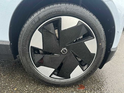 New 2026 Volvo EX30 Ultra image 9