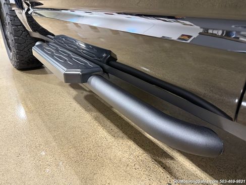 Used 2024 Land Rover Defender 90 V8 image 35