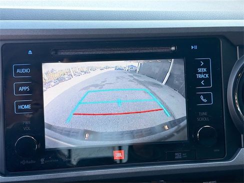 Used 2018 Toyota Tacoma TRD Sport image 30