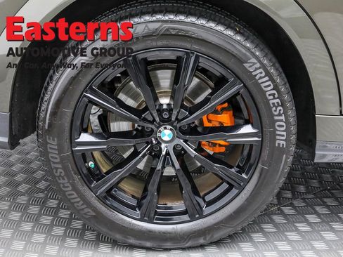 Used 2022 BMW X6 xDrive40i w/ M Sport Package image 57