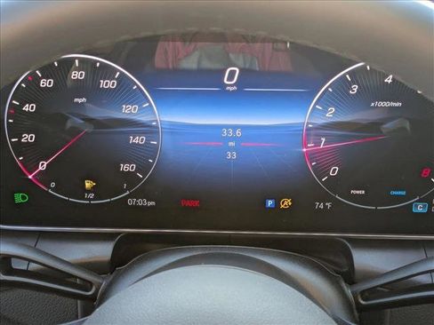 New 2025 Mercedes-Benz GLC 300 4MATIC image 8