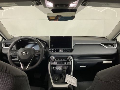 New 2025 Toyota RAV4 XLE image 22