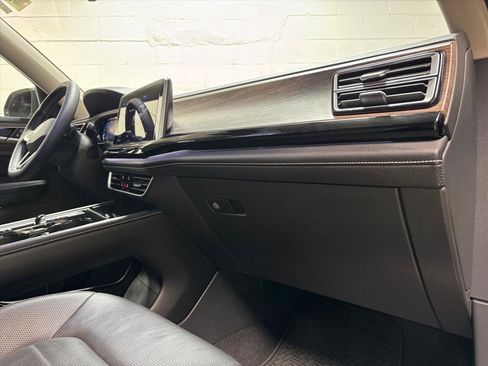 Used 2024 Volkswagen Atlas SEL image 28