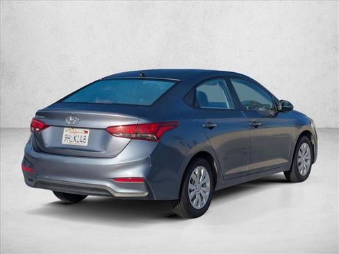 Used 2020 Hyundai Accent SE FWD image 5