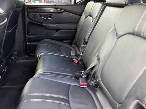 Used 2023 Honda Pilot Elite image 27