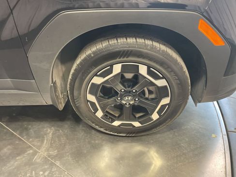 Used 2025 Hyundai Santa Fe SE image 16